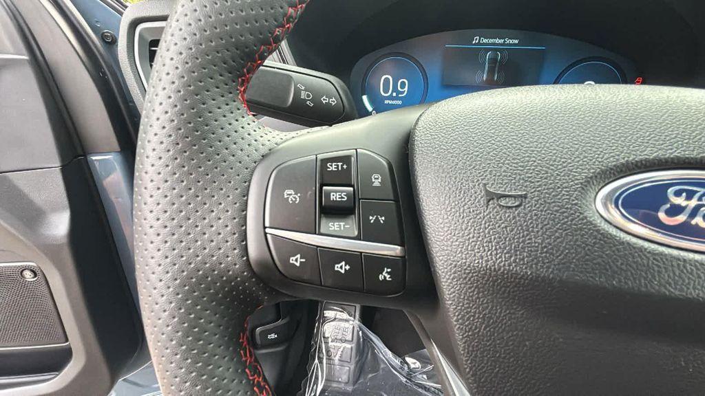 used 2023 Ford Escape car, priced at $30,377