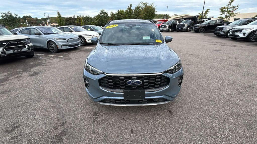 used 2023 Ford Escape car, priced at $30,377