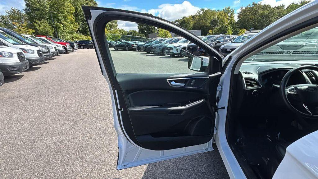 used 2024 Ford Edge car, priced at $25,177