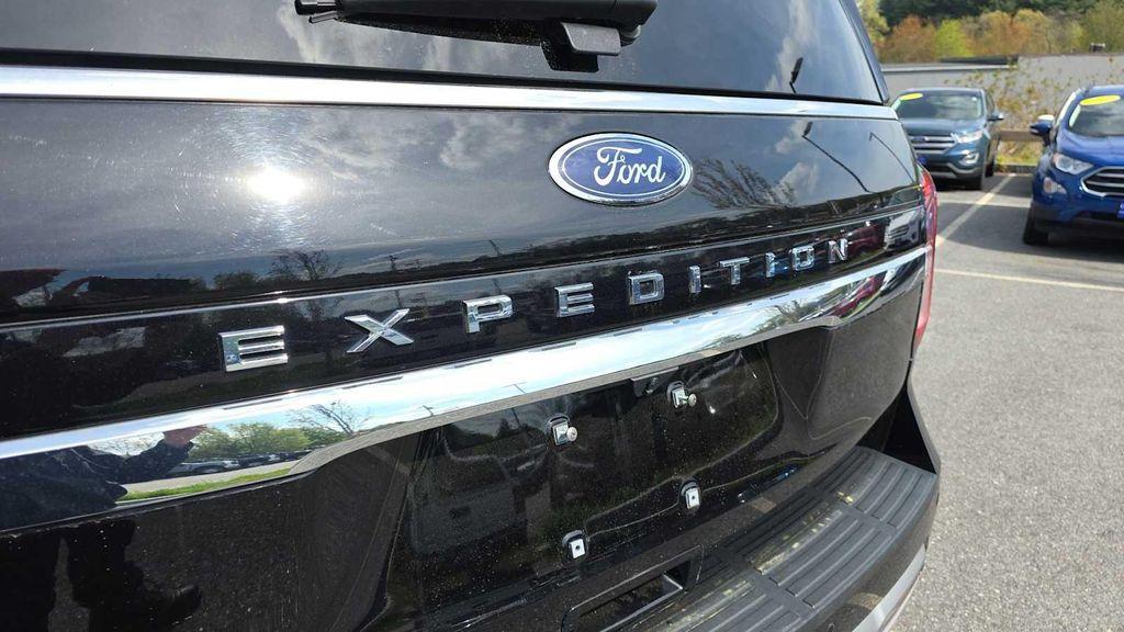 used 2022 Ford Expedition car, priced at $42,987