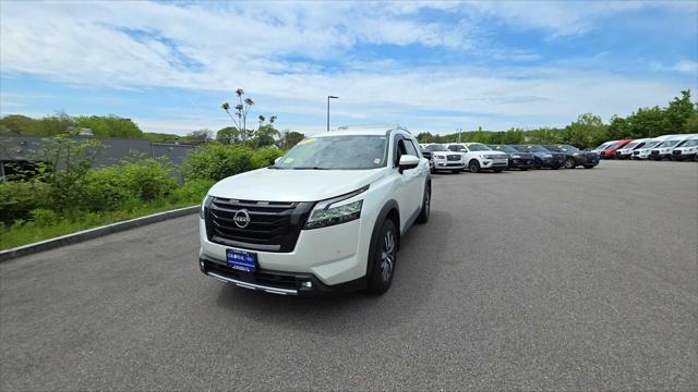 used 2022 Nissan Pathfinder car, priced at $31,377
