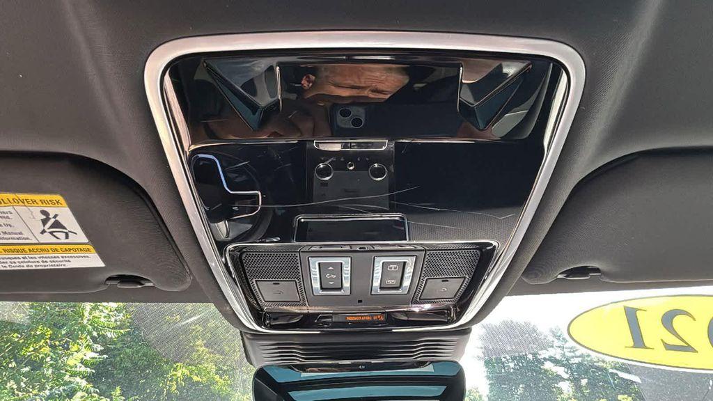 used 2021 Land Rover Range Rover Velar car, priced at $34,577