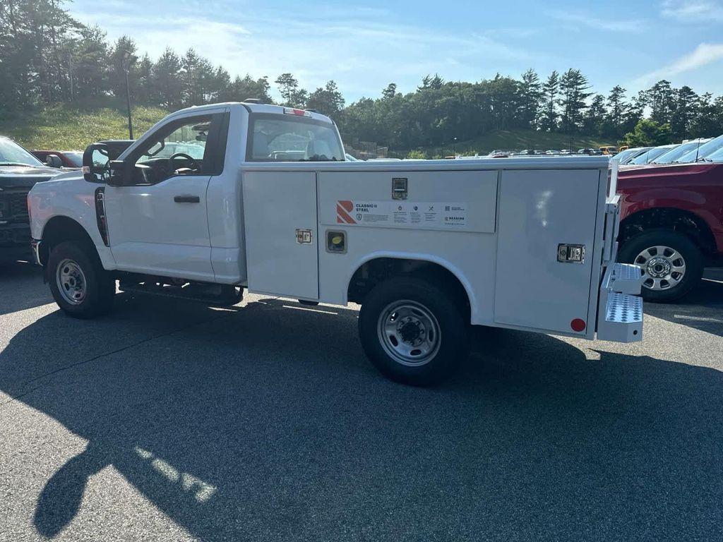new 2024 Ford F-250 car, priced at $62,995