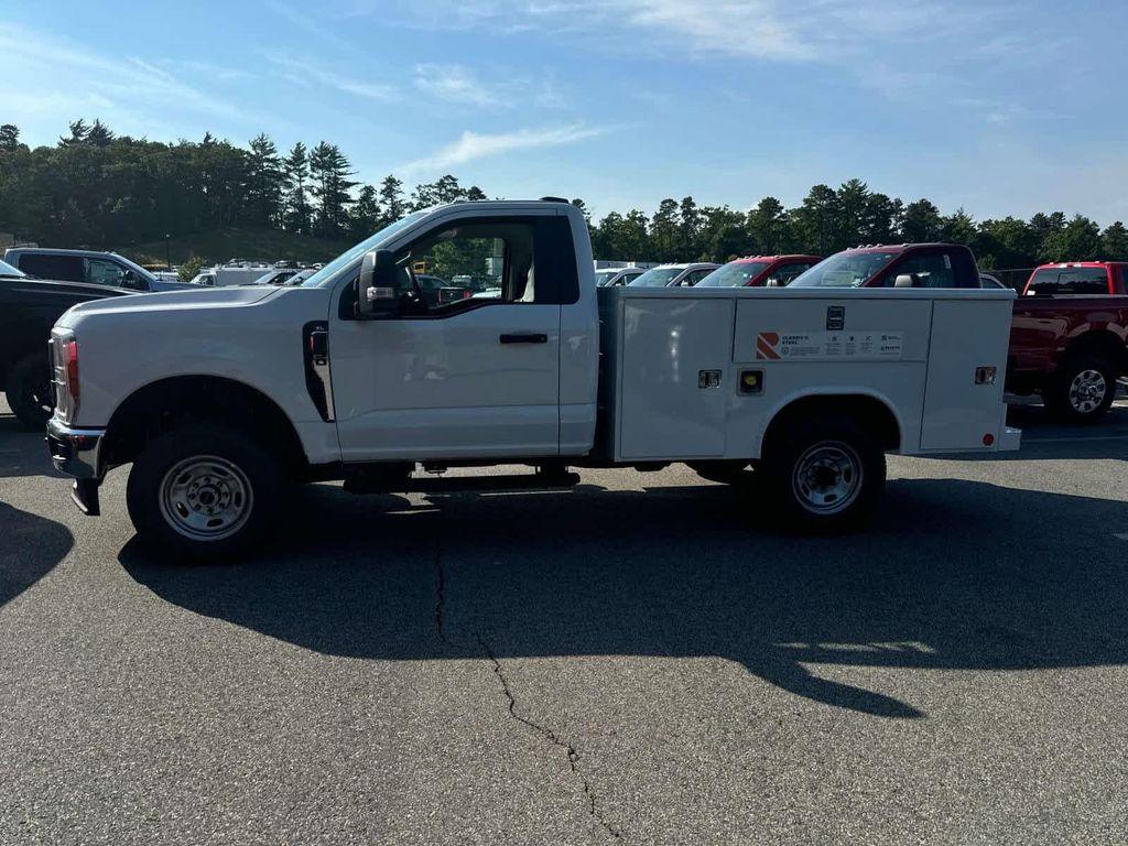 new 2024 Ford F-250 car, priced at $62,995