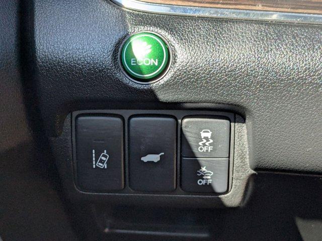 used 2015 Honda CR-V car, priced at $14,995