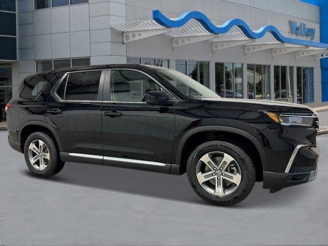 new 2025 Honda Pilot car, priced at $47,095