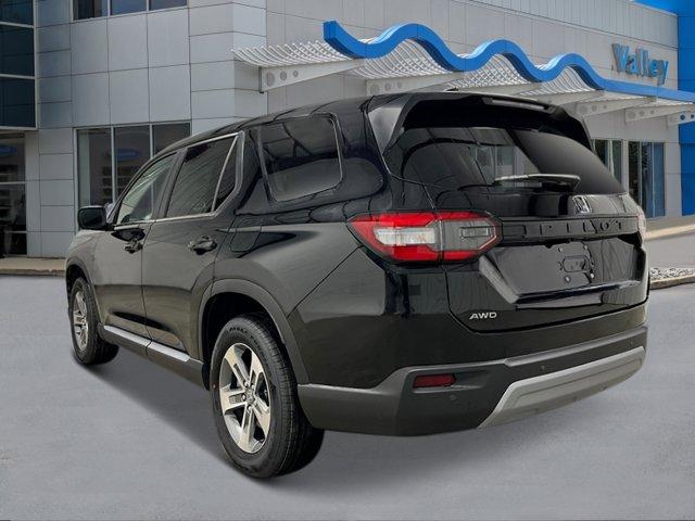 new 2025 Honda Pilot car, priced at $47,095