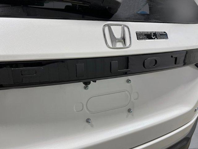 new 2025 Honda Pilot car, priced at $55,030