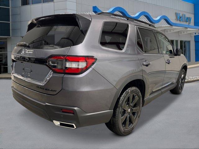 new 2025 Honda Pilot car, priced at $56,075