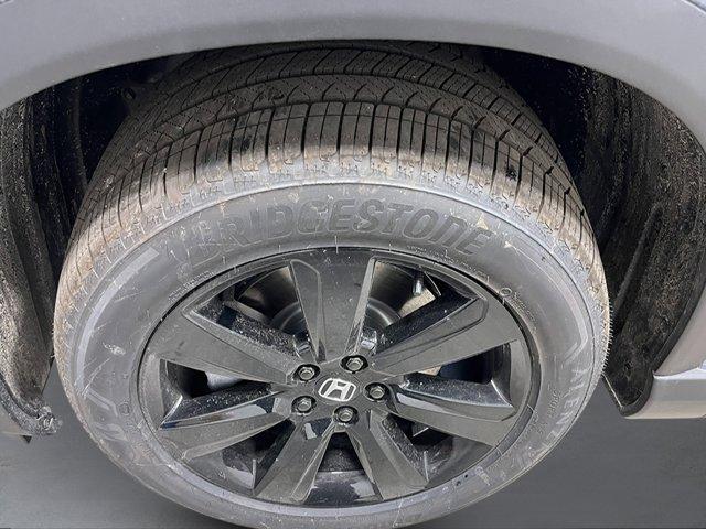 new 2025 Honda Pilot car, priced at $56,485