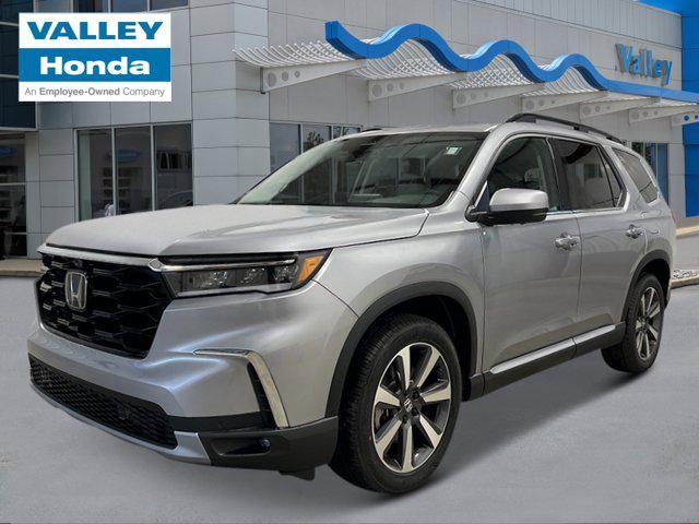 new 2025 Honda Pilot car, priced at $55,305