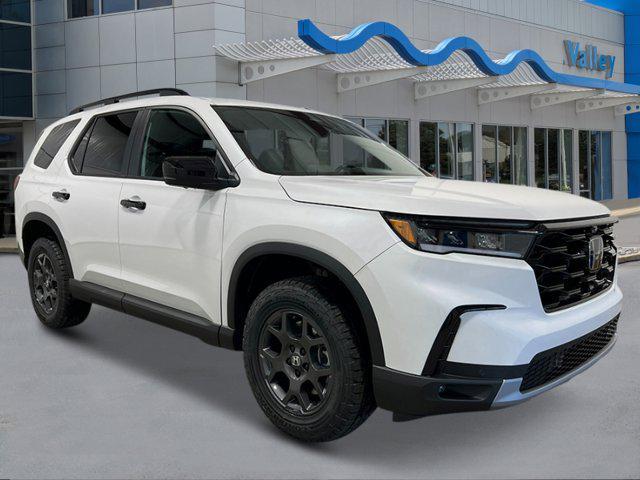 new 2025 Honda Pilot car, priced at $51,830