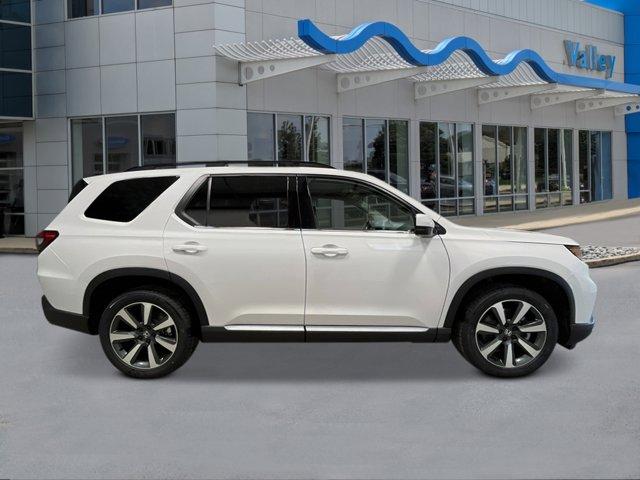 new 2025 Honda Pilot car, priced at $51,505