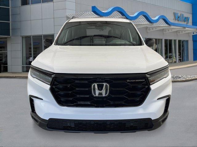 new 2025 Honda Pilot car, priced at $57,215