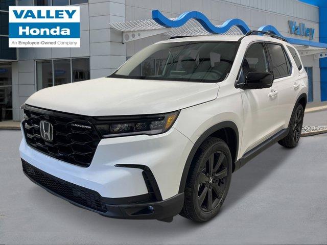 new 2025 Honda Pilot car, priced at $57,215