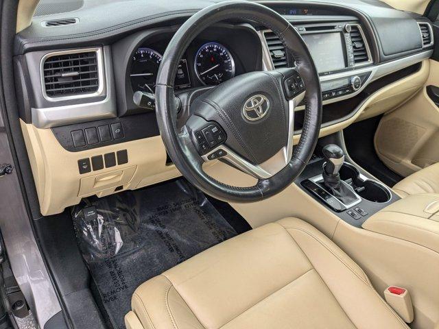 used 2015 Toyota Highlander car, priced at $18,795