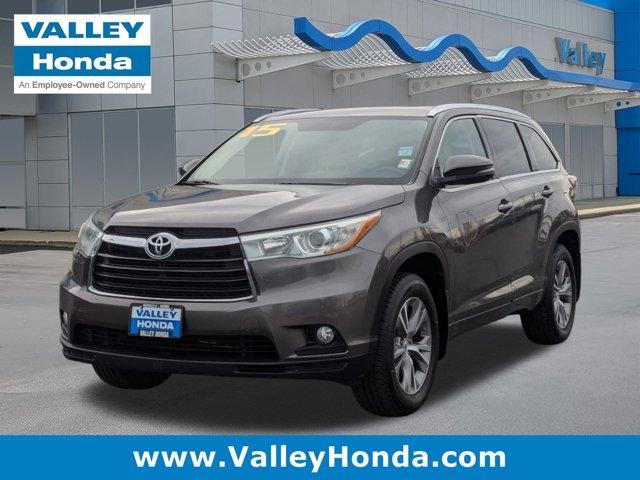 used 2015 Toyota Highlander car, priced at $18,795