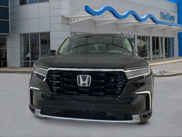 new 2025 Honda Pilot car, priced at $54,530