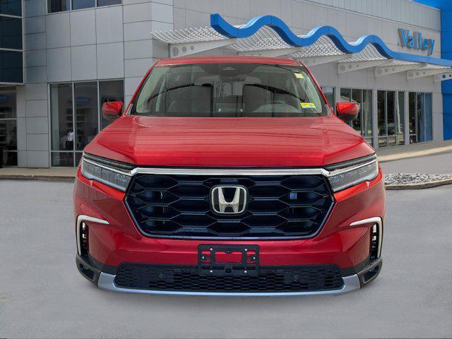 new 2025 Honda Pilot car, priced at $48,280