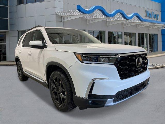 new 2025 Honda Pilot car, priced at $54,180