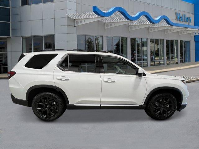 new 2025 Honda Pilot car, priced at $54,180