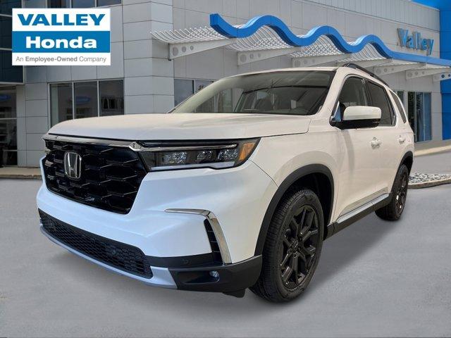 new 2025 Honda Pilot car, priced at $54,180