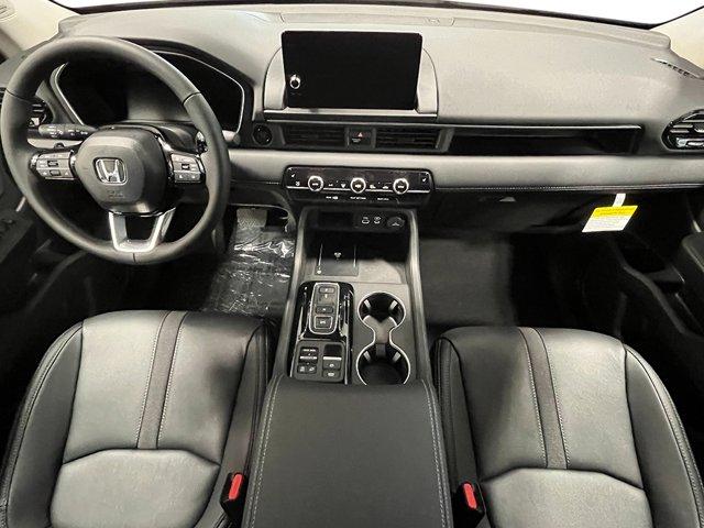 new 2025 Honda Pilot car, priced at $54,180