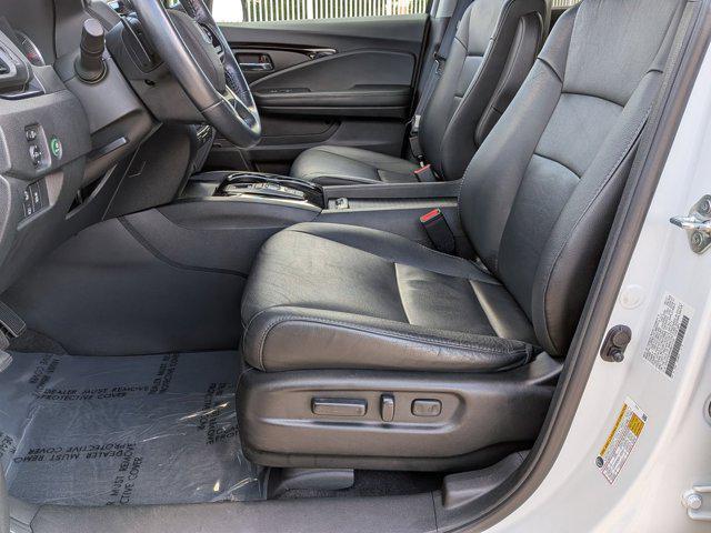 used 2022 Honda Pilot car, priced at $31,995