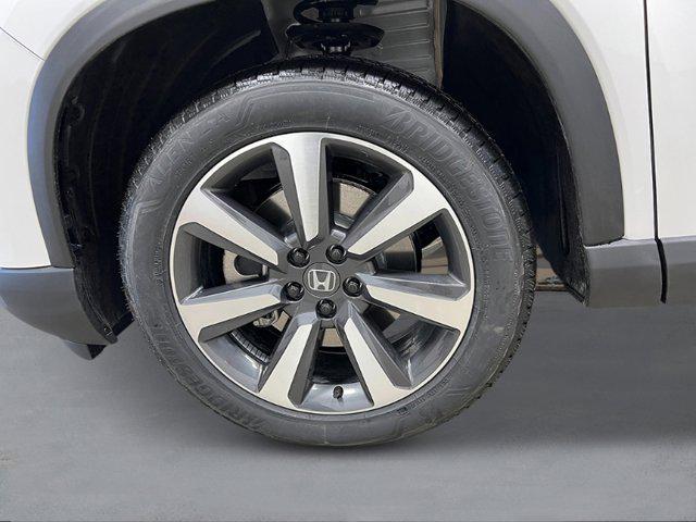 new 2025 Honda Pilot car, priced at $54,985