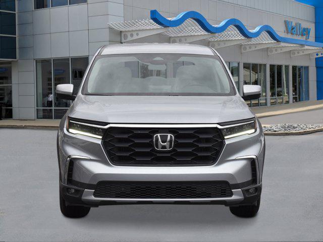 new 2025 Honda Pilot car, priced at $49,800