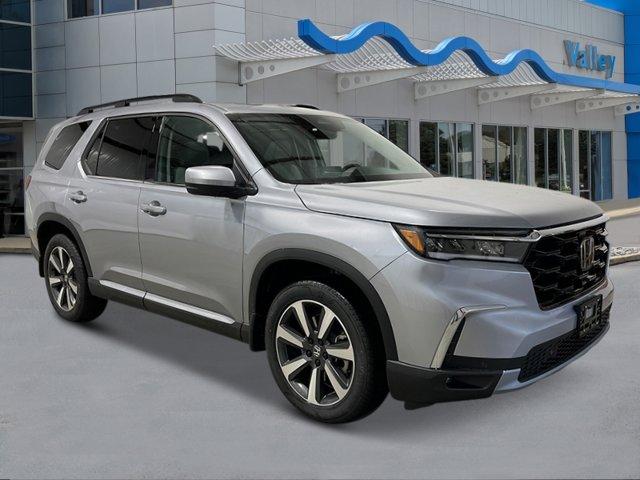 new 2025 Honda Pilot car, priced at $51,780