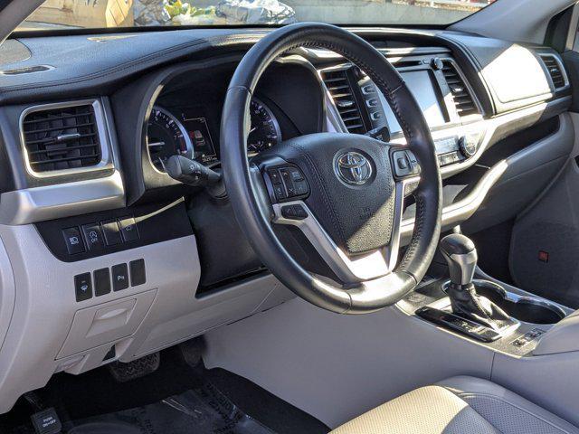 used 2019 Toyota Highlander car, priced at $29,995