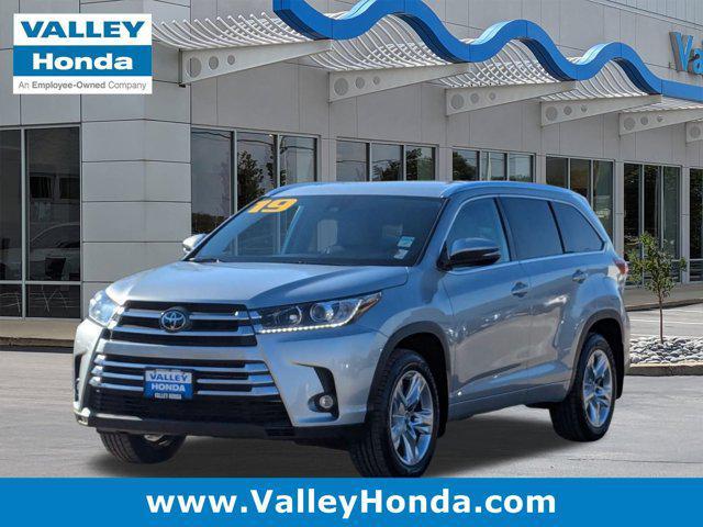 used 2019 Toyota Highlander car, priced at $29,995