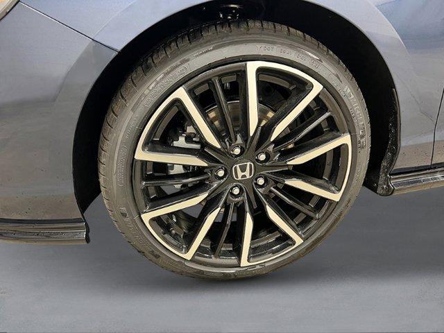 new 2025 Honda Accord Hybrid car, priced at $40,450