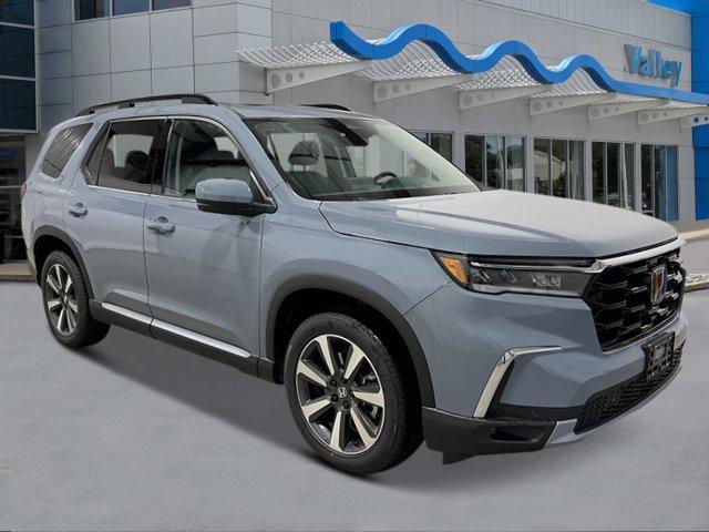 new 2025 Honda Pilot car, priced at $52,235
