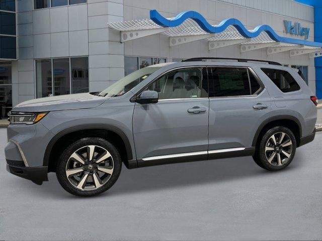 new 2025 Honda Pilot car, priced at $52,235