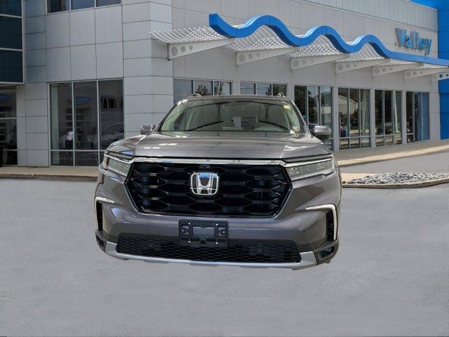 new 2025 Honda Pilot car, priced at $54,530
