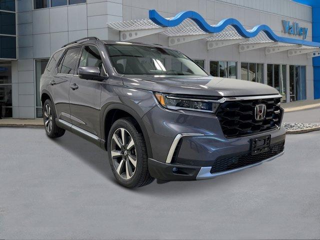 new 2025 Honda Pilot car, priced at $54,530