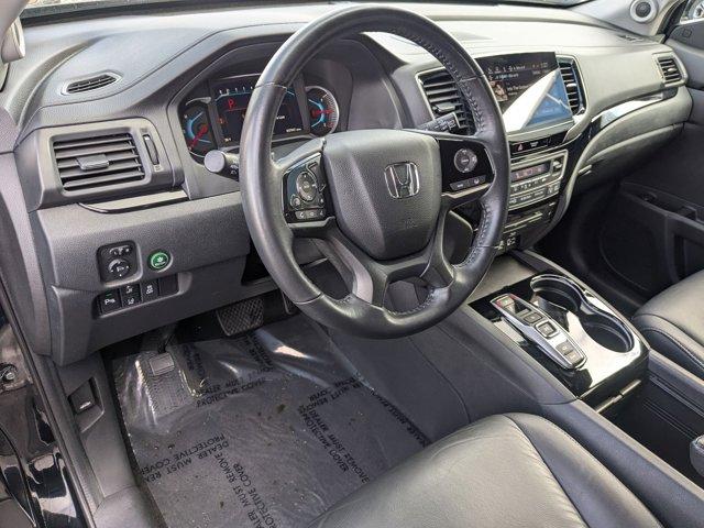 used 2022 Honda Pilot car, priced at $35,995