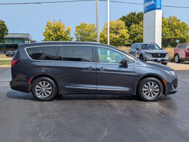 used 2019 Chrysler Pacifica car, priced at $18,995