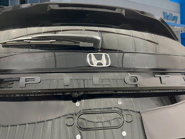 new 2025 Honda Pilot car, priced at $55,260