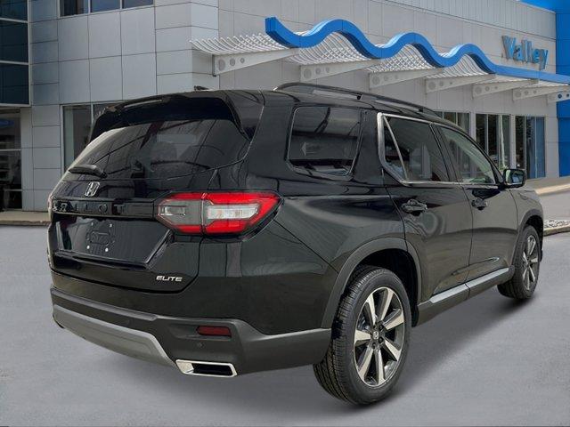 new 2025 Honda Pilot car, priced at $55,260