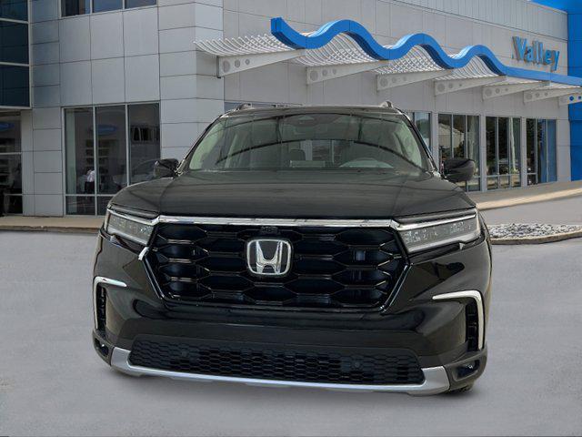 new 2025 Honda Pilot car, priced at $54,575