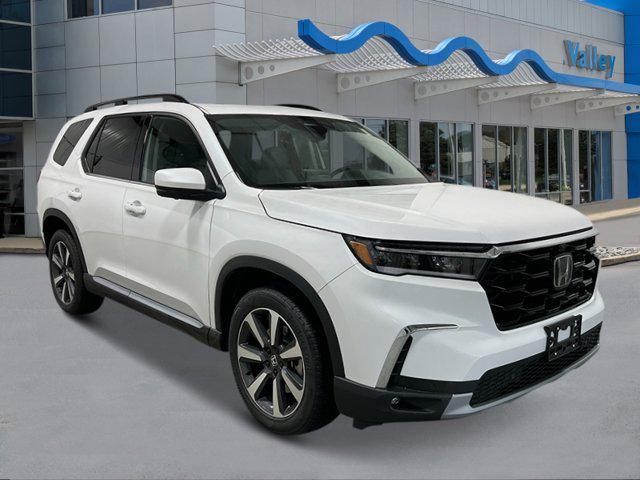 new 2025 Honda Pilot car, priced at $55,030