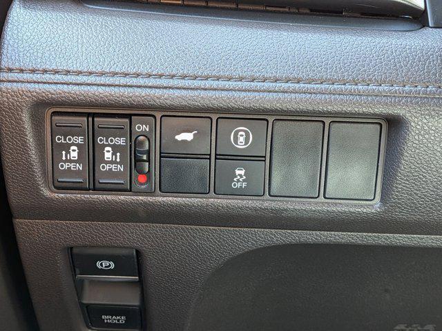 used 2021 Honda Odyssey car, priced at $18,995