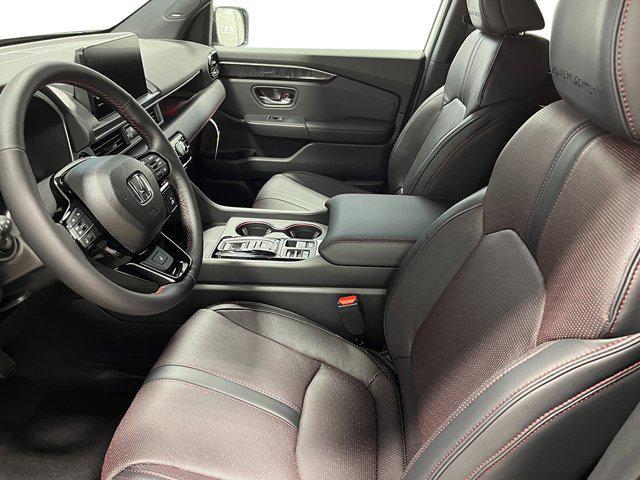 new 2025 Honda Pilot car, priced at $56,760