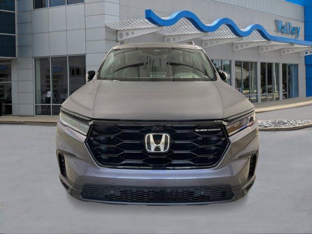 new 2025 Honda Pilot car, priced at $56,075