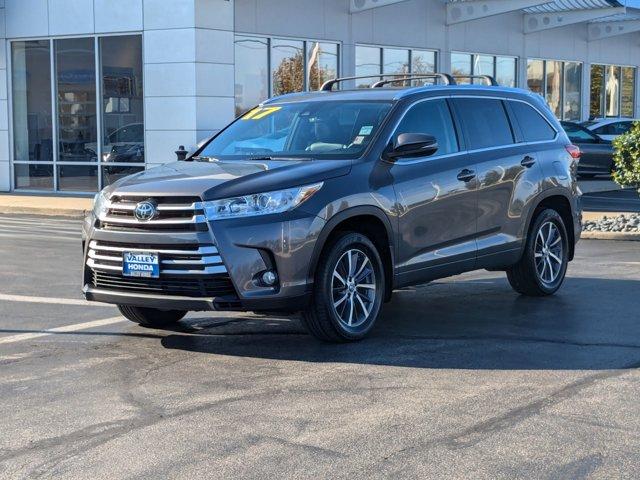 used 2017 Toyota Highlander car, priced at $21,995