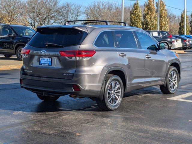 used 2017 Toyota Highlander car, priced at $21,995