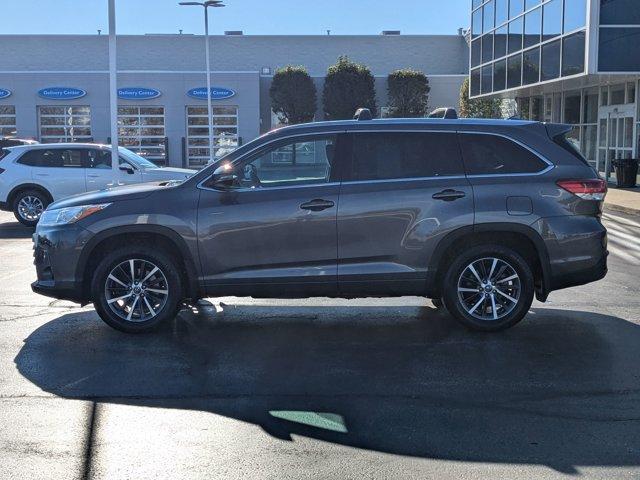 used 2017 Toyota Highlander car, priced at $21,995